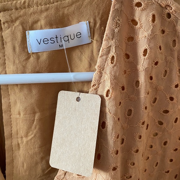 Vestique Yellowish-orange romper - Picture 6 of 6